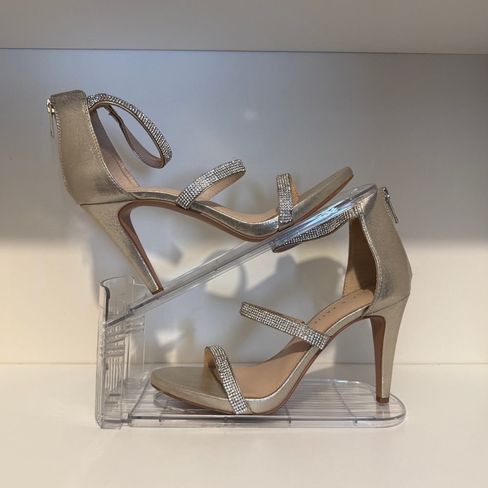 Kelly and Katie Courtnee Rhinestone Sandals. Size 8.5. Color: Champagne Gold.